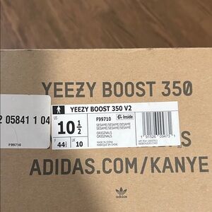 Adidas Yeezy Boost 350 V2 in Sesame